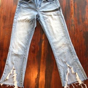 BLANKNYC  THE VARICK CROPPED  FLARED JEANS 👖 26